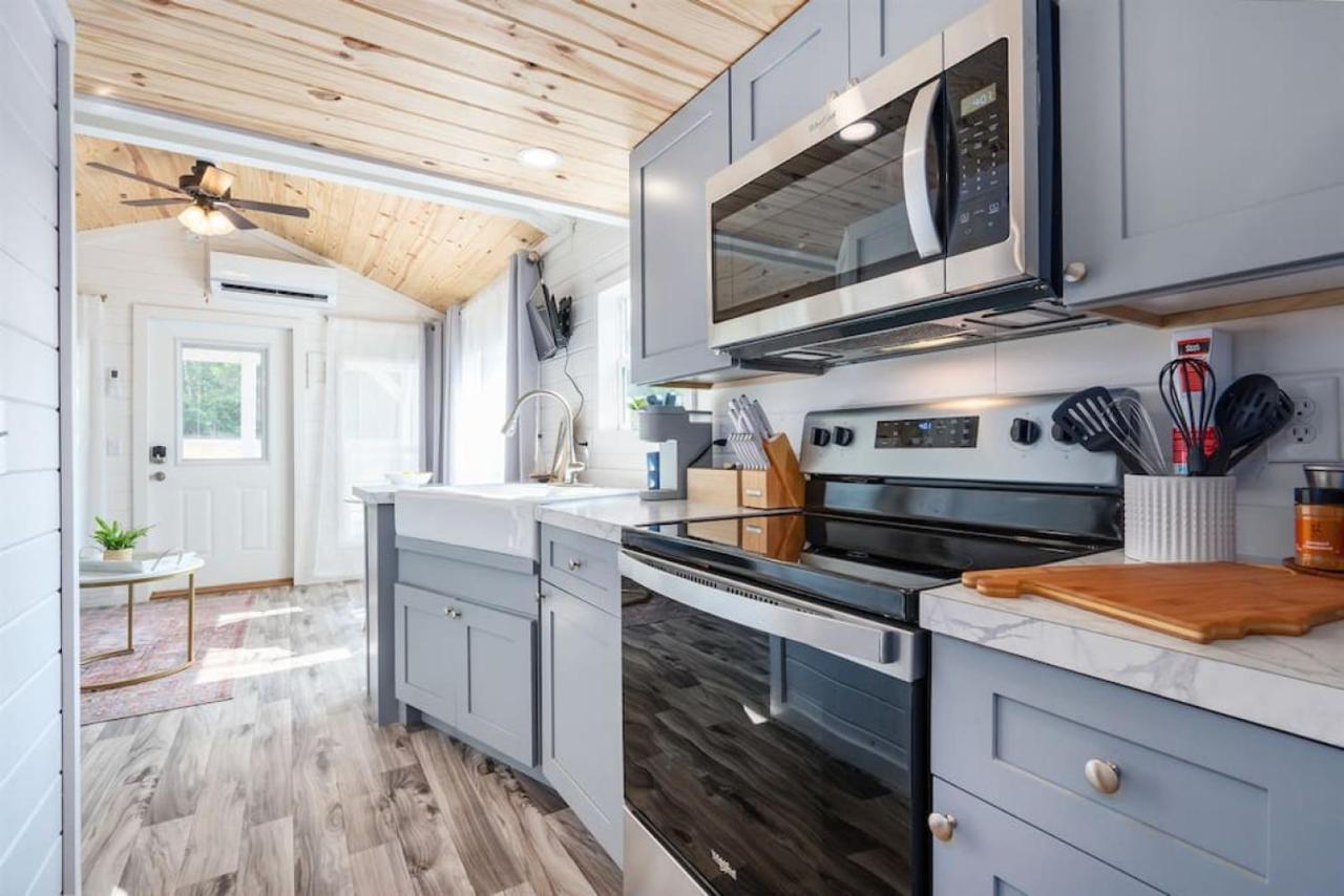 2 D'azur Luxury Tiny House Mins To Guntersville, Downtown, Firepit Apartment Guntersville