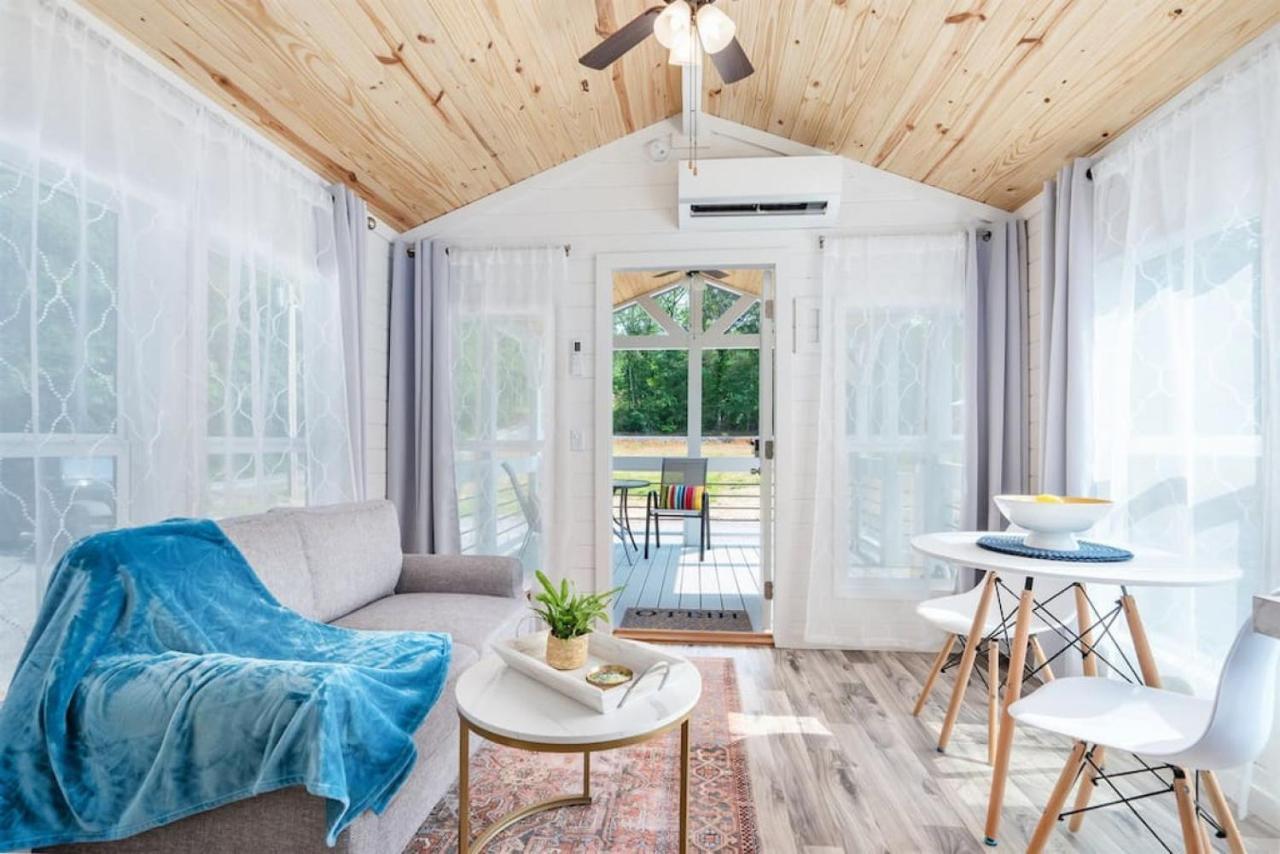Apartment 2 D'azur Luxury Tiny House Mins To Guntersville, Downtown, Firepit *