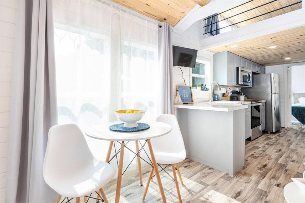 Apartment 2 D'azur Luxury Tiny House Mins To Guntersville, Downtown, Firepit