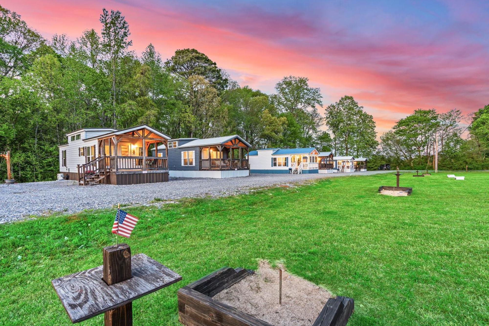 2 D'azur Luxury Tiny House Mins To Guntersville, Downtown, Firepit *